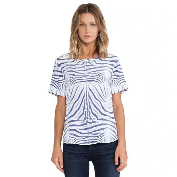 {Equipment}  Riley Endangered Tee in Bright White Zebra Print Silk Blouse - Picture 1 of 13